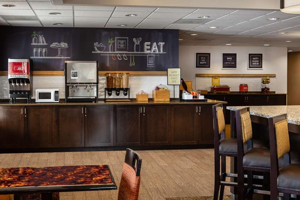 Hampton Inn Kansas City/Shawnee Mission Ristorante foto